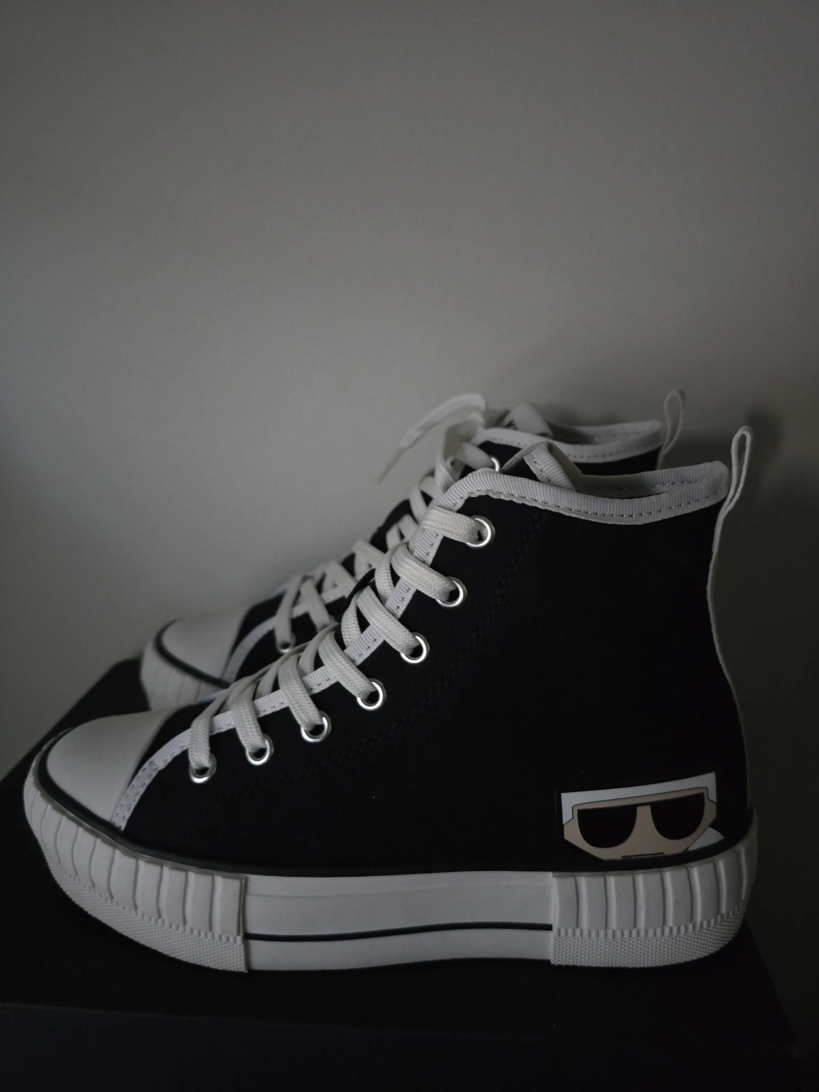 Baskets Karl lagerfeld taille 37